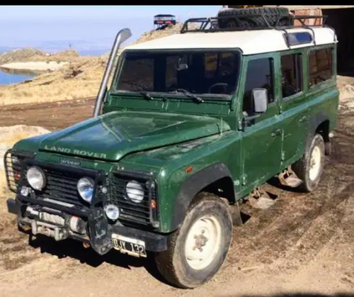 Imagen 1 de 6 de Land Rover Defender 2.5 110 5 Sw Aa 2001