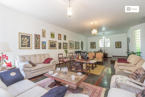 Imagem 6 de 15 de Venda De Casa Com 490m² E 4 Quartos - 772