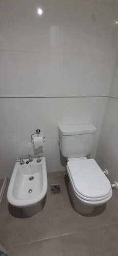 Imagen 21 de 23 de Departamento 2 Ambientes A La Calle Con Balcon En Venta En Mar Del Plata