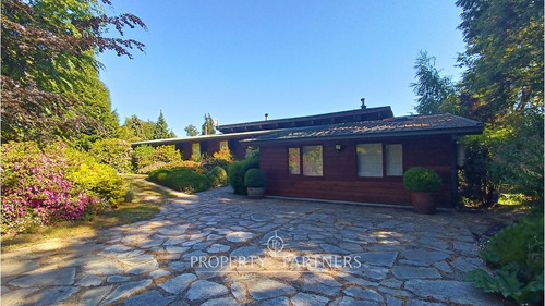 Casa Con Linda Playa En Lago Panguipulli