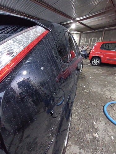Ford Focus 2 2.0 Ghia Mt