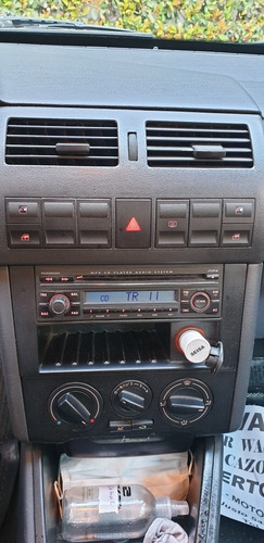 Volkswagen Gol 1.6 I Trendline 60b 2006