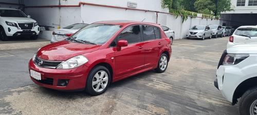 Imagen 1 de 10 de Nissan Tiida 1.8