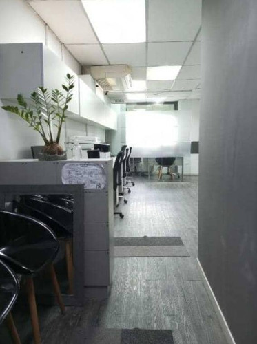 Se Vende/alquila Oficinas 70m² /2b/2p Colinas De Bello Monte
