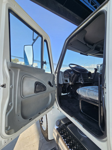 International 4300 Modelo 2013 Chasis Cabina Rabón 4x2