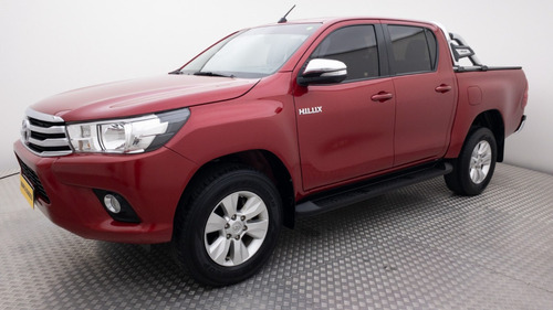 Toyota Hilux 2.8 Cd Srv 177cv 4x2