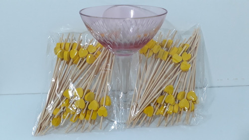 Imagem 6 de 6 de 150 Espeto Enfeite Coração Amarelo 12 Cm Lanche Evento
