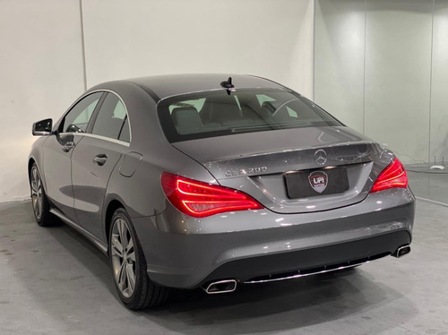 Imagem 8 de 11 de Mercedes Benz Cla-200 Urban 1.6
