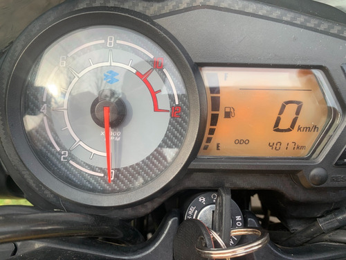 Imagen 5 de 9 de Bajaj Rowser 125