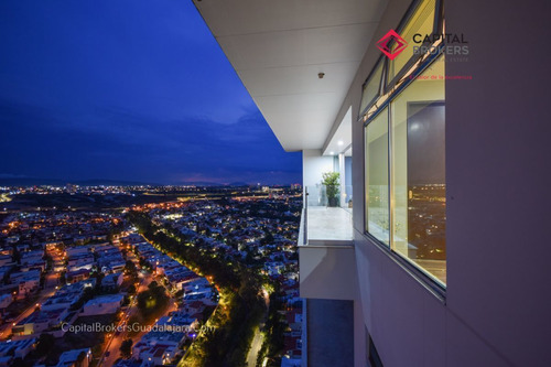 Penthouse De Super Lujo En Venta En Attala Zona Andares