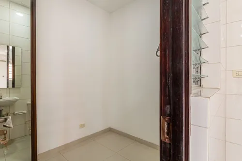 Edificio En Venta En Laureles. Cod V18067