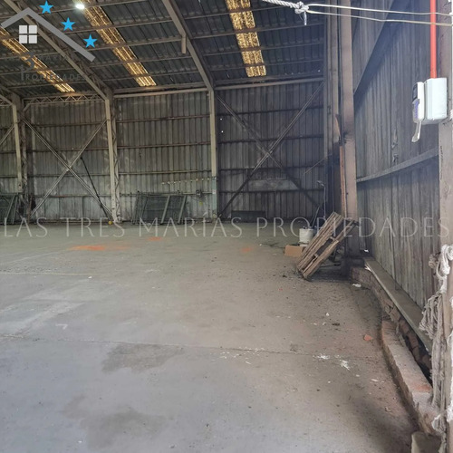 Gran Bodega En Jaime Repullo Con 1300 M2 (138155)