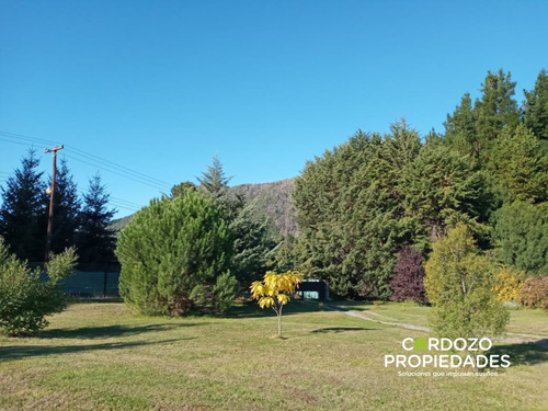Casa + 4 Deptos + Monoambiente Sobre 1 Hectárea. Lago Puelo, Chubut.