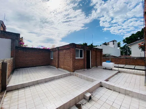 Casa En Fraccionamiento En Lomas De Vista Hermosa, Cuernavaca, Morelos - Caen-ve-1090-fr*