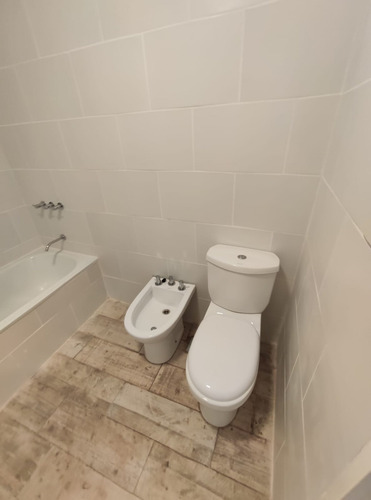Imagen 11 de 27 de Departamento Venta 2 Amb Cañada Village -retasado