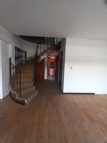 Imagen 7 de 14 de Departamento 5 Amb C/ Balcón Terraza Y 2 Cocheras.