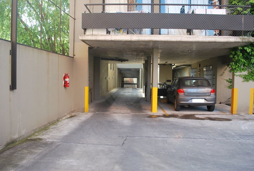 Imagen 9 de 10 de Bustamante Prop Tigre Centro 11008 Cochera Venta