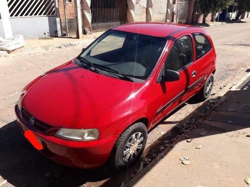 Imagem 1 de 8 de Chevrolet Celta 2005 1.0 Life 3p