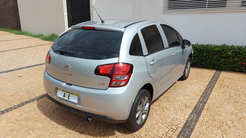 Imagem 5 de 7 de Citroen C3 Attraction 1.2 Prata 2017