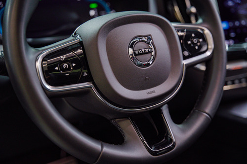 Volvo XC60 XC 60 T-8 R-DESIGN 2.0 (HÍBRIDO)
