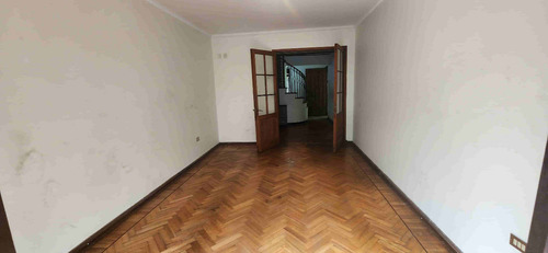 Venta Casa Amplia Las Condes Excelente Ubicación