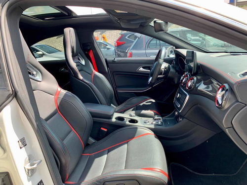 Imagen 4 de 14 de Mercedes-benz Clase Cla 2017 2.0 45 Amg At