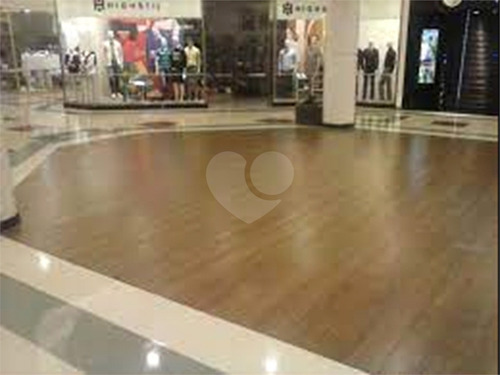 Imagem 14 de 19 de Ponto Comercial No Shopping Ibirapuera Piso Campo Belo. - Reo654673