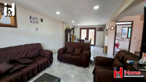 Imagen 3 de 9 de Bonita Casa En Venta En Urb. Lab - Próximo Udabol Km 8 Al Norte