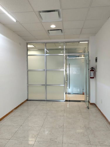 Imagen 5 de 11 de Consultorio En Renta En Tec 100 En Tec 100