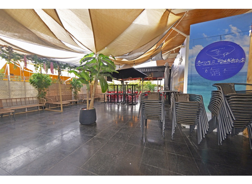 Restobar En Privilegiado Sector De La Reina