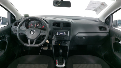 Volkswagen Vento 1.6 STARTLINE AUTO