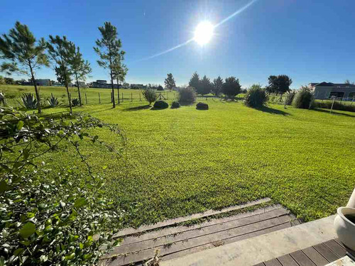 Casa En Venta En Area 60