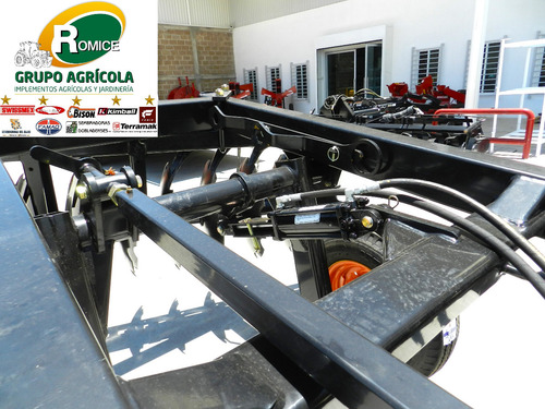 Rastra Agricola De Tiro Hidraulico De 24 Discos Marca Bison