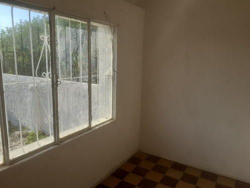 Imagen 4 de 9 de Casa Dos Dormitorios