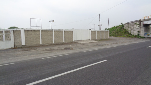 Imagen 3 de 14 de Venta De Terreno Con Oficinas Y Patio De Maniobras Bardeado