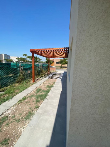 Imagen 29 de 30 de Susana Aravena Propiedades-excelente Casa En Santa Elena