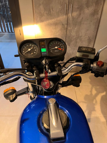 Imagen 5 de 12 de Honda Cb 400