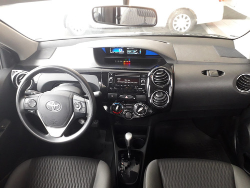 Toyota Etios 1.5 X Plus 16v Flex 4p Automático