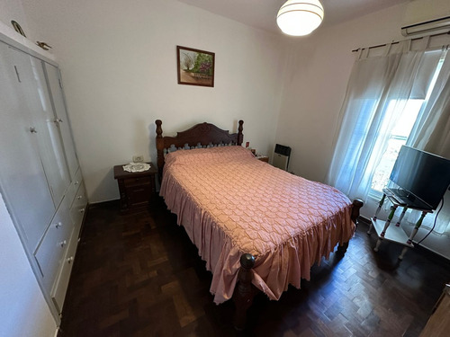 Casa En Venta 4 Dormitorios Y Cochera Moreno