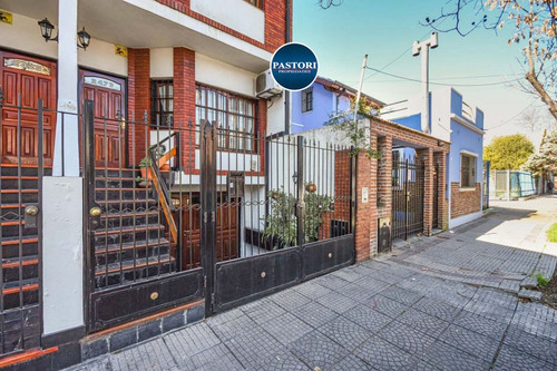 Imagen 2 de 30 de Muy Buen Triplex De 5 Amb C/ Garage Y Patio