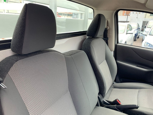 Imagen 11 de 11 de Nissan Np300 Estacas, Tm, Blanco 2020