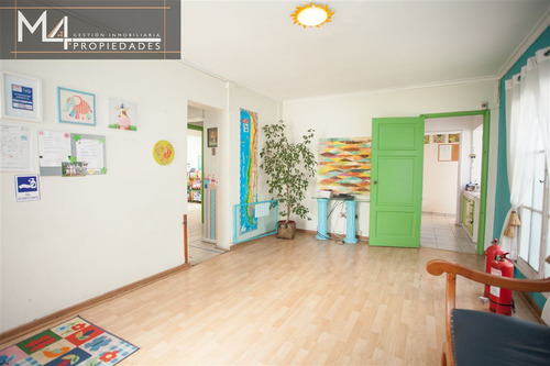 Casa En Tranquilo Barrio Con Excelentes Accesos 7dorm 4bañ