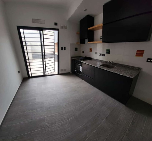 Excelente Duplex De 3 Ambientesy Cochera A Estrenar