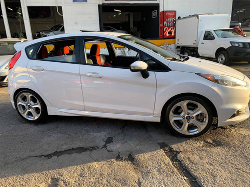 Imagen 3 de 15 de Ford Fiesta 1.6 St Std 6 Vel Ac 2014