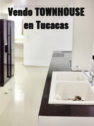Imagen 12 de 19 de (yia173) Townhouse En Tucacas, Res Playuela