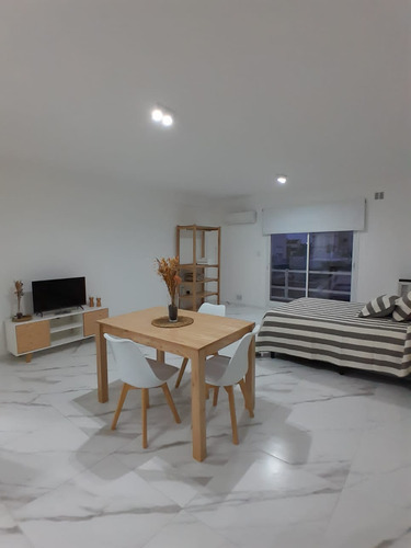 Alquiler Temp. 2 Monoambientes Santa Rosa.