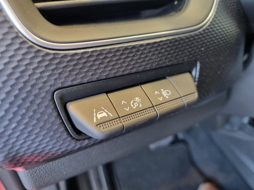 Imagen 20 de 22 de Renault Arkana E-tech Hybrid 1.3 2023 0km
