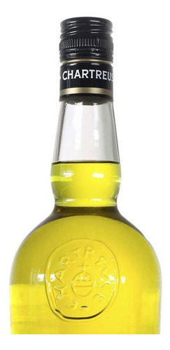 Caja De 12 Licor Chartreuse Amarillo 700 Ml