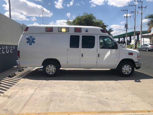 Imagen 4 de 15 de Ford Ambulancia Demers T2 2012