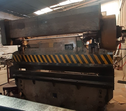 Plegadora Daisa 2500 Mm 40 Tn (Usado)